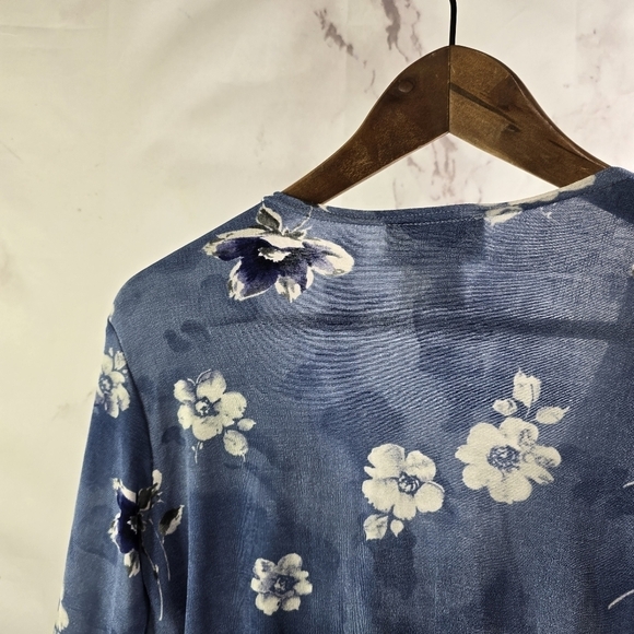 Vintage Top Womens Medium Blue Y2K Floral Blouse Cropped Shirt Slinky Wet Look - Picture 6 of 10